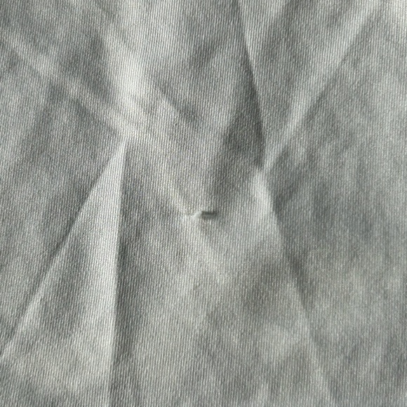 White backless long sleeve - Picture 3 of 3